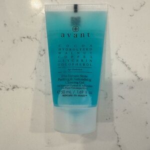 Avant Blue Purifying & Antioxidising Cleansing Gel